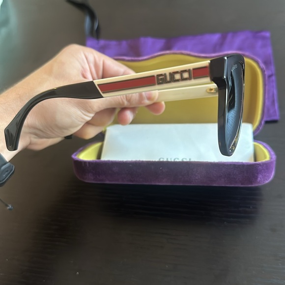 AUTHENTIC GUCCI GG0462S SUNGLASSES - Picture 6 of 13